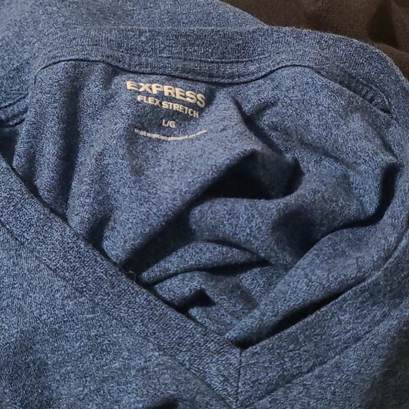 Blue and Black Blended V-Neck Shirt - Large - Picture 2 of 2